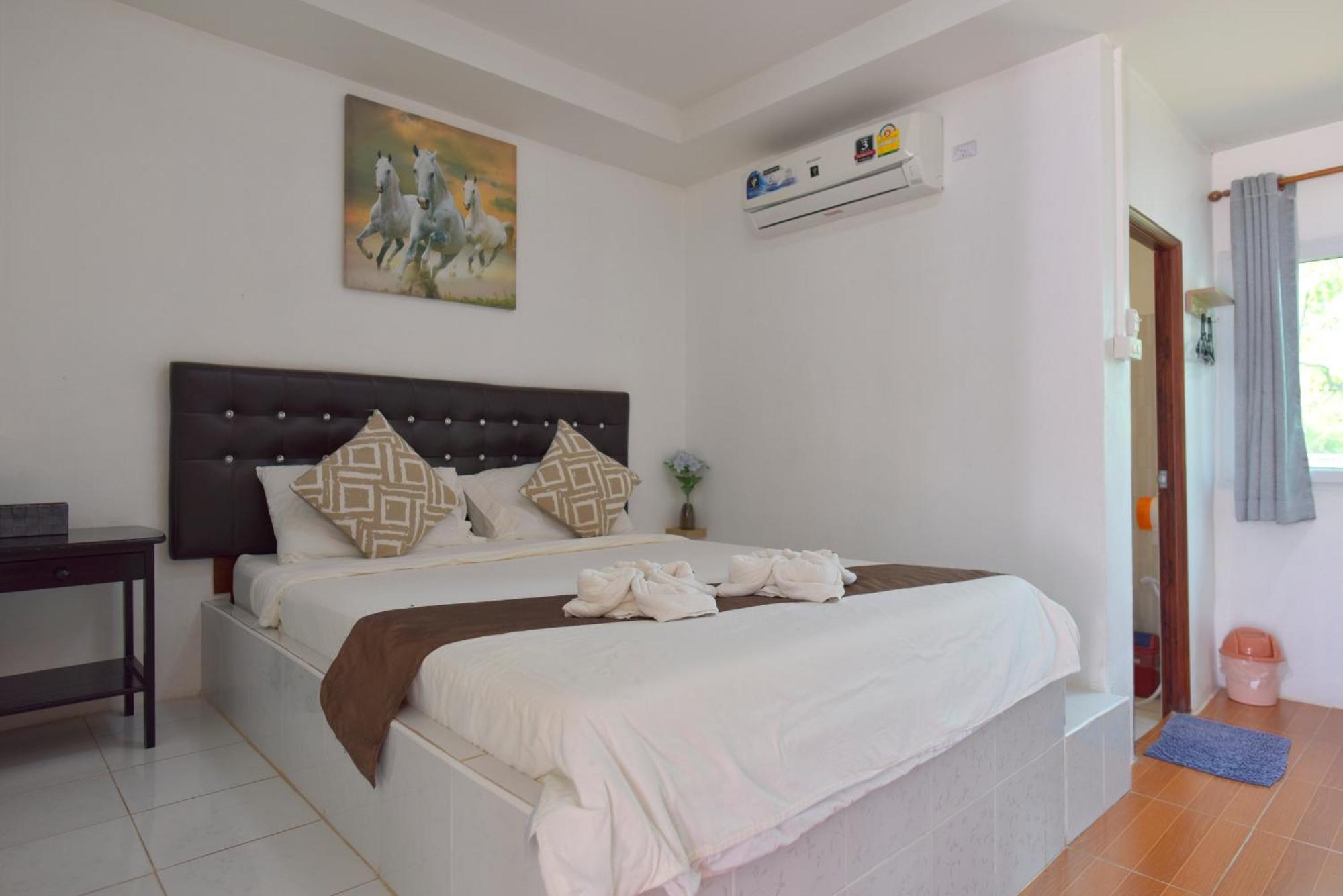 Chomduen Phu Kao Resort Non Sang Habitación foto